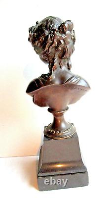 19th Century Statue, Woman on Black Marble Base, Patinated Bronze, Signed L. V. E. ROBERT