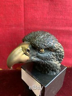 A61 Sculpture Bronze Eagle Head On Black Marble