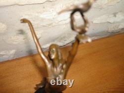 Aldo VITALEH, Bronze on Marble depicting the DANCER WITH DOVES signed, Excellent Condition