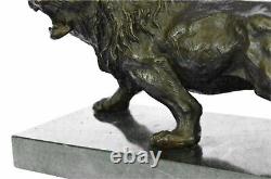 Angry Roaring Lion Signed Barye Bronze Font Marble Sculpture Statue Decoration.