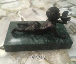 Antique Basic Figure Signed Cherubin In Bronze Speaking With Marble Green Bird Signed In French