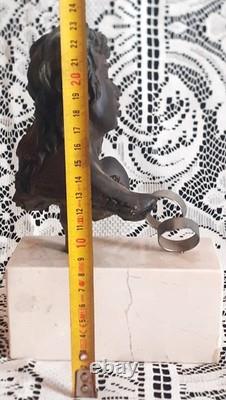 Arte Romera wedding statue signed in solid bronze with Carrara marble base