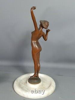 Bronze Art-deco Graceful Naked Dancer, Marble Basin Signed Rossi V. 1920-1930