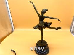 Bronze Ballerina Sculpture on a Marble Base after Milo