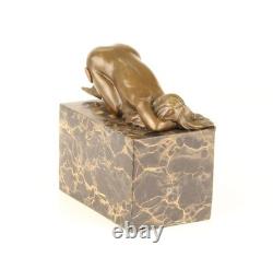 Bronze Nude Woman Sculpture on a Black Marble Base Signed