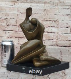Bronze Sculpture Signed Depicting a Male-Female Couple on a Marble Base