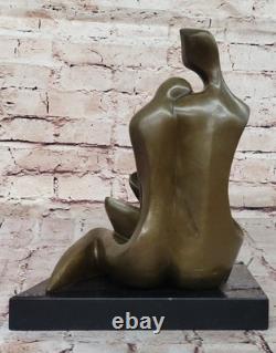 Bronze Sculpture Signed Depicting a Male-Female Couple on a Marble Base