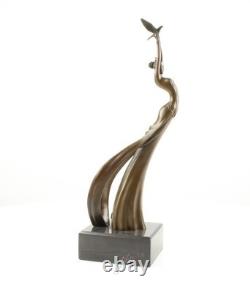 Bronze Sculpture Woman Releasing the Bird on a Marble Base after Antonitte