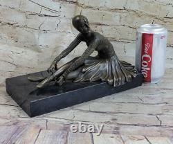 Bronze Sculpture of a Dancer Signed Chiparus on a Marble Base, Art Deco