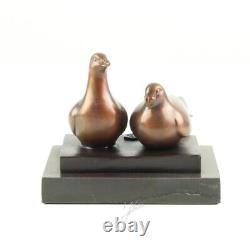 Bronze Sculpture of a Pair of Pigeons on Vintage Black Marble