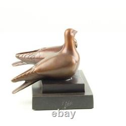 Bronze Sculpture of a Pair of Pigeons on Vintage Black Marble