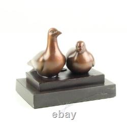 Bronze Sculpture of a Pair of Pigeons on Vintage Black Marble