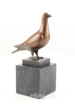Bronze Sculpture of a Pigeon on Black Marble after Landon Metz