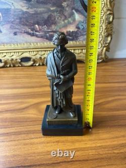 Bronze sculpture of Beethoven on a black marble base after François Truphème Bronze sculpture of Beethoven on a black marble base after François Truphème