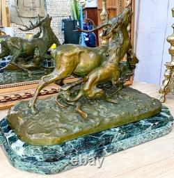 Bronze sculpture signed Pierre-Jules MENE on a green marble base