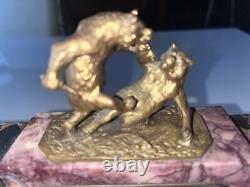 FRATIN/DEP Art Deco Clock in Bronze and Marble. Bear Fight with Dagger Signed