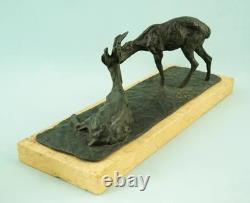 Guido Cacciapuoti rare sculpture bronze pair of marble bases chamois Italy