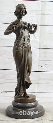 Handmade Bronze Woman Signed Pittaluga on Marble Base Cast Art