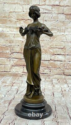 Handmade Bronze Woman Signed Pittaluga on Marble Base Opens