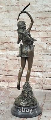 Huge 48 cm Art Deco Bronze Diana the Huntress with Bow, Signed, Marble Base, Opens