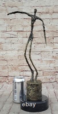Magnificent Signed Bronze Sculpture Artwork Figurine on Marble Base, Hot Cast