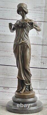 Modern Bronze Woman Signed Pittaluga on Marble Base Cast Iron Figurine Decoration