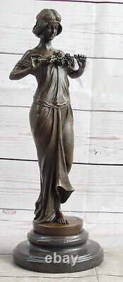 Modern Bronze Woman Signed Pittaluga on Marble Base Cast Iron Figurine Decoration