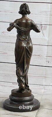 Modern Bronze Woman Signed Pittaluga on Marble Base Cast Iron Figurine Decoration