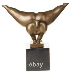 Modern Woman Sculpture in Bronze on a Black Marble Base after Milo