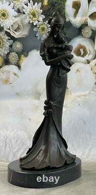 Original Marble Sculpture Signed of Mother and Child in Figurative Bronze