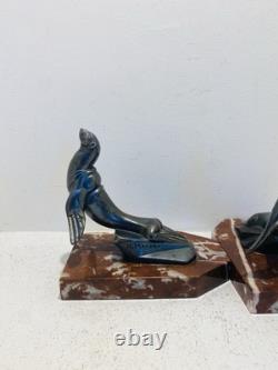 Pair of bookends in marble and bronze signed Hippolyte MOREAU - The Sea Lions