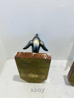 Pair of bookends in marble and bronze signed Hippolyte MOREAU - The Sea Lions