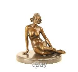 Sculpture Woman of Magreget bronze on a black marble after Ferdinand Preiss