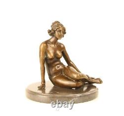 Sculpture Woman of Magreget bronze on a black marble after Ferdinand Preiss