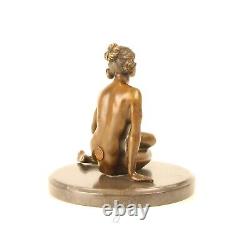 Sculpture Woman of Magreget bronze on a black marble after Ferdinand Preiss