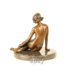 Sculpture Woman of Magreget bronze on a black marble after Ferdinand Preiss