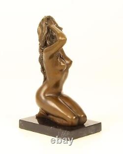 Sculpture of Nude Erotic Woman in Bronze on Black Marble After Claude