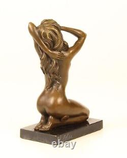 Sculpture of Nude Erotic Woman in Bronze on Black Marble After Claude