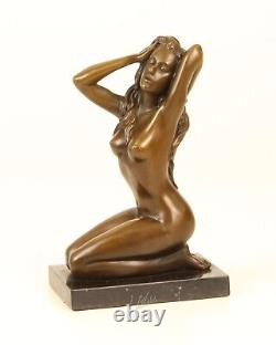 Sculpture of Nude Erotic Woman in Bronze on Black Marble After Claude