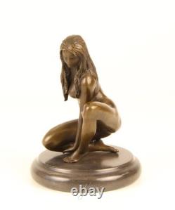 Sculpture of a Nude Woman in Bronze on a Black Marble Base after Claude