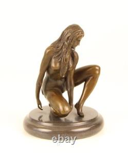 Sculpture of a Nude Woman in Bronze on a Black Marble Base after Claude