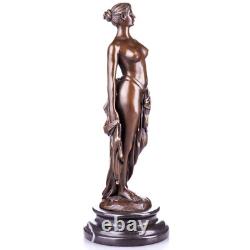 Sculpture of a nude woman in bronze on a marble base After Cesaro