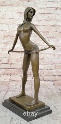 Signed Art Deco Hot Bronze Nude Female Sculpture Statue on Marble