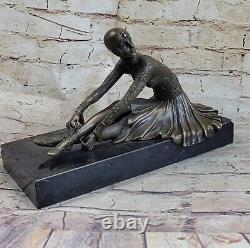 Signed Bronze Sculpture Art Deco Very Detailed D. Chiparus Statue on Marble