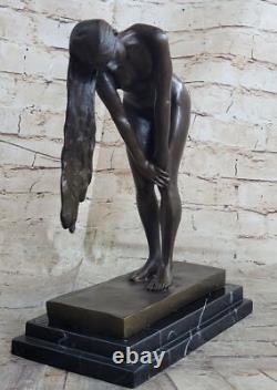 Signed Bronze Sculpture Statue, High-Quality Art Deco Nude Girl, Marble Base Nr