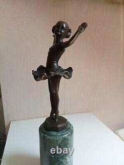 Statuette Dancer Art Deco Bronze Signed On Green Marble Support Height 32 CM