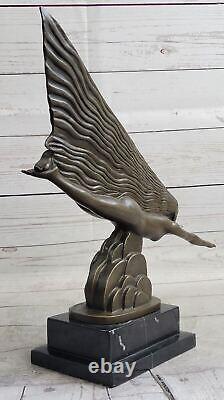 Translated title: 'Signed Bronze Swimmer Girl Sculpture Statue on Marble Base Figurine Home Decor'