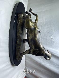 VALTON Charles (1851-1918) Injured Lioness or Panther in Bronze & Marble, Signed
