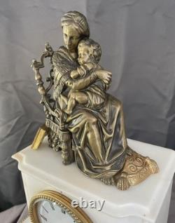 White marble mantel clock with bronze, signed Tardy, Empire Napoleonic, 19th century