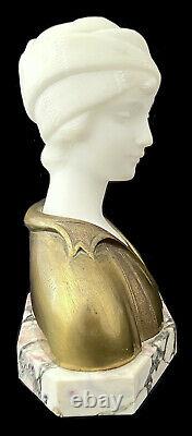 A. Trefoloni Buste En Marbre De Carrare Et Bronze Doré Garçonne Art Déco